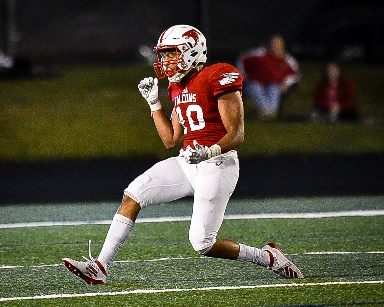083019-qct-spt-ut-west-football-023a.jpg